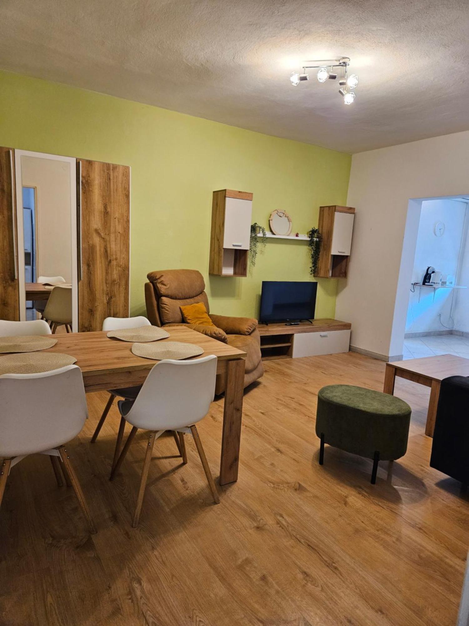 Apartmani Ljuba Rogoznica  Buitenkant foto